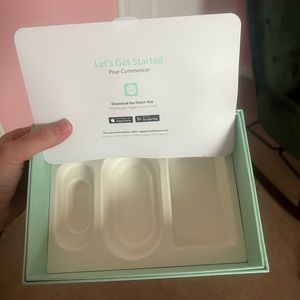 Owlet for newborns - used only twice. Charger included